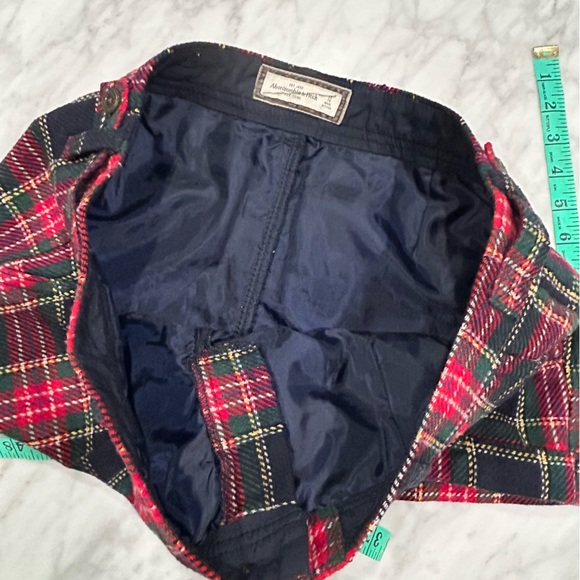 Abercrombie & Fitch Tartan Trouser Shorts - Picture 11 of 11